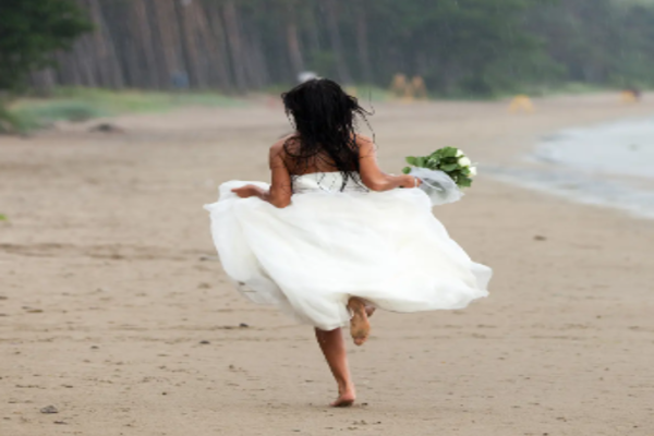 A Runaway Bride, representing how Elizabeth Starts it All